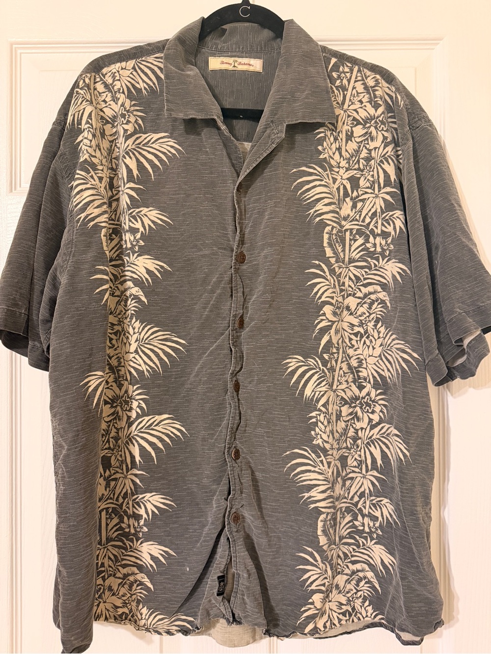 Tommy Bahama 100% Silk Shirt XXL Gray Floral Camp Collar Hawaiian Resort